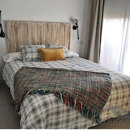 Centrico Junto Al Mar *